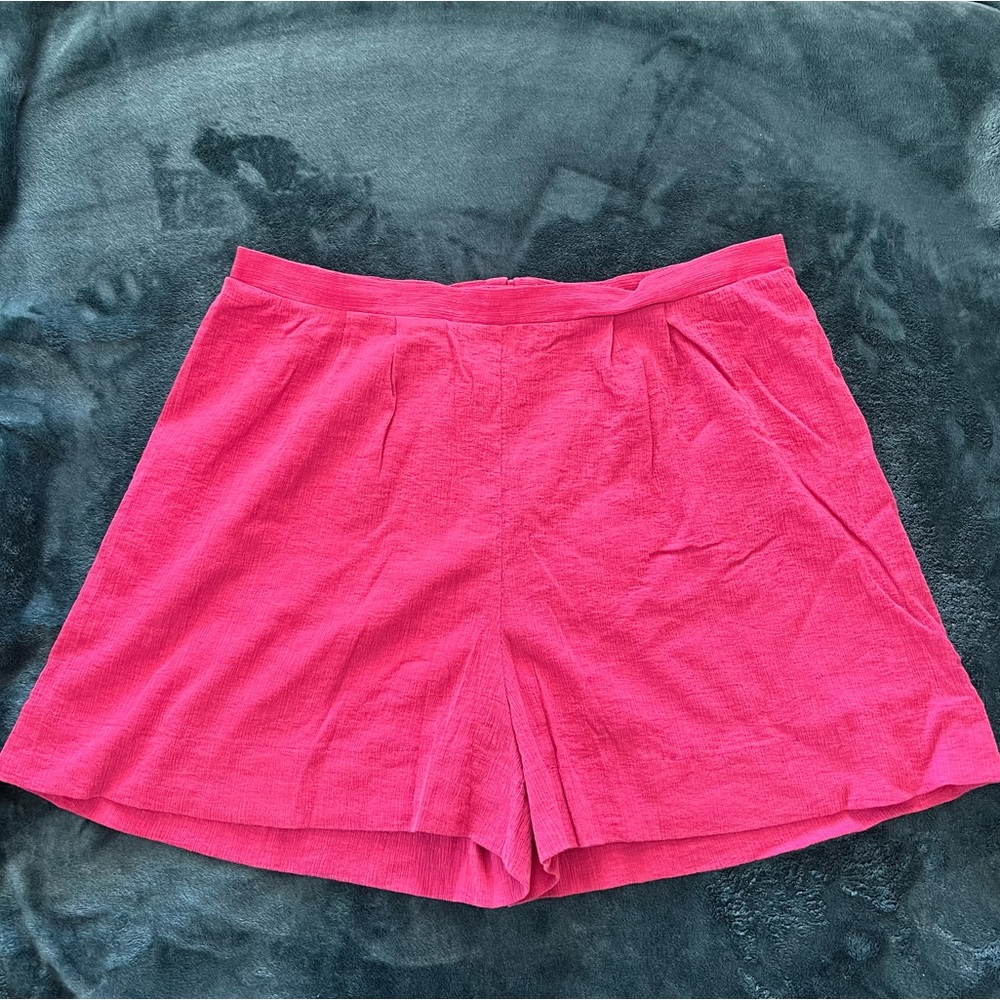 High-rise wide leg shorts